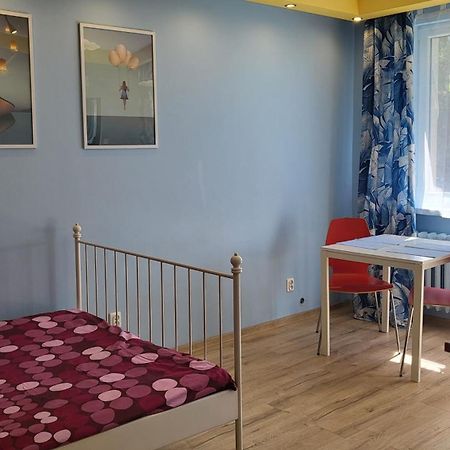 Studiospanie Studio Kapitana Z Balkonem Na Parterze Gdańsk Eksteriør bilde