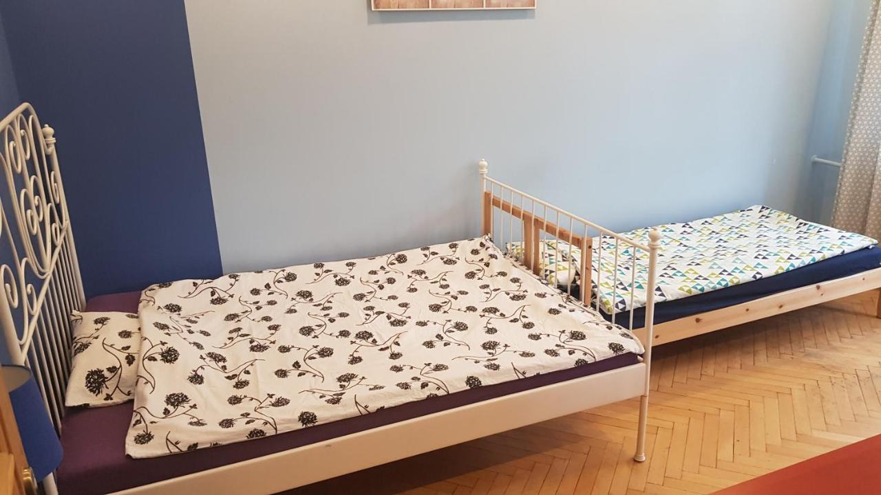 Studiospanie Studio Kapitana Z Balkonem Na Parterze Gdańsk Eksteriør bilde
